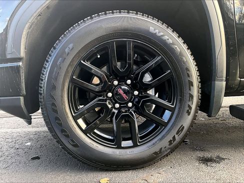 Used 2022 GMC Sierra 1500 Elevation image 7