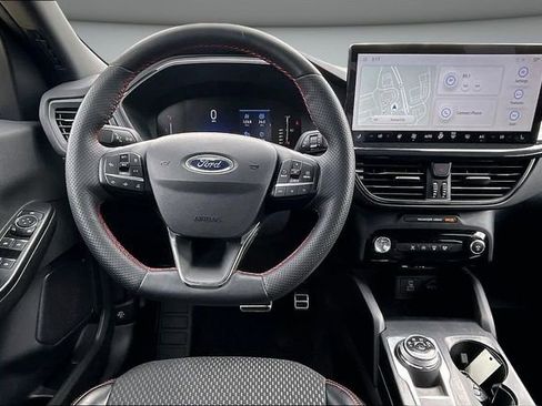 Used 2023 Ford Escape ST-Line w/ Tech Pack #1 FWD image 8