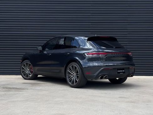 Certified 2025 Porsche Macan S AWD/4WD image 3