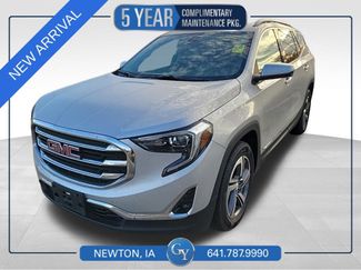 Used 2020 GMC Terrain SLT image 1