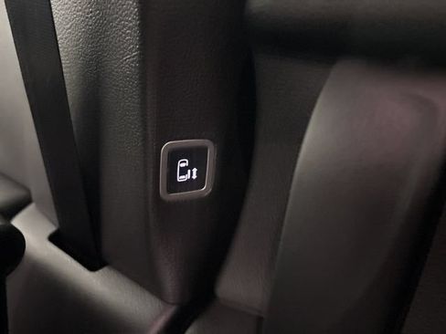 New 2026 Chrysler Pacifica Select AWD/4WD image 22