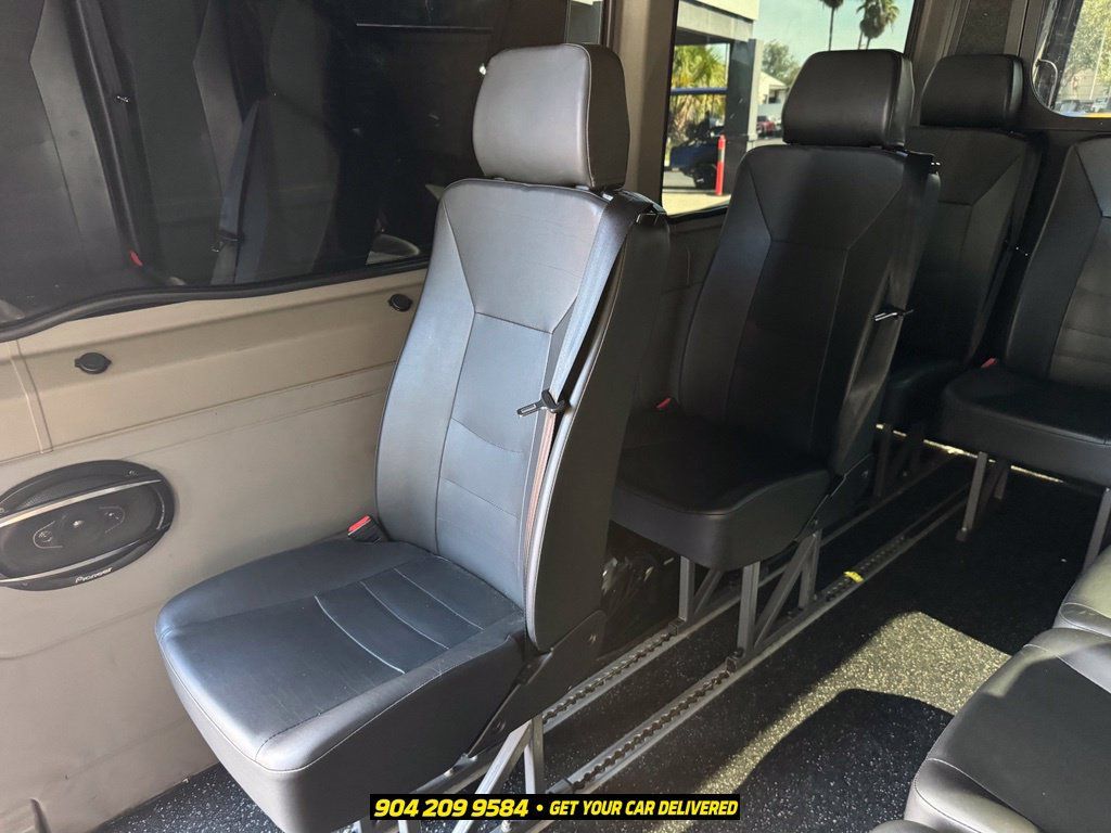 Used 2017 Mercedes-Benz Sprinter 3500 image 22