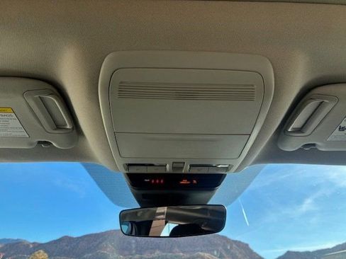 Used 2023 MAZDA CX-50 2.5 S w/ Preferred Plus Pkg image 17