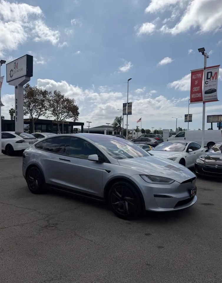 Used 2026 Tesla Model X AWD/4WD image 3