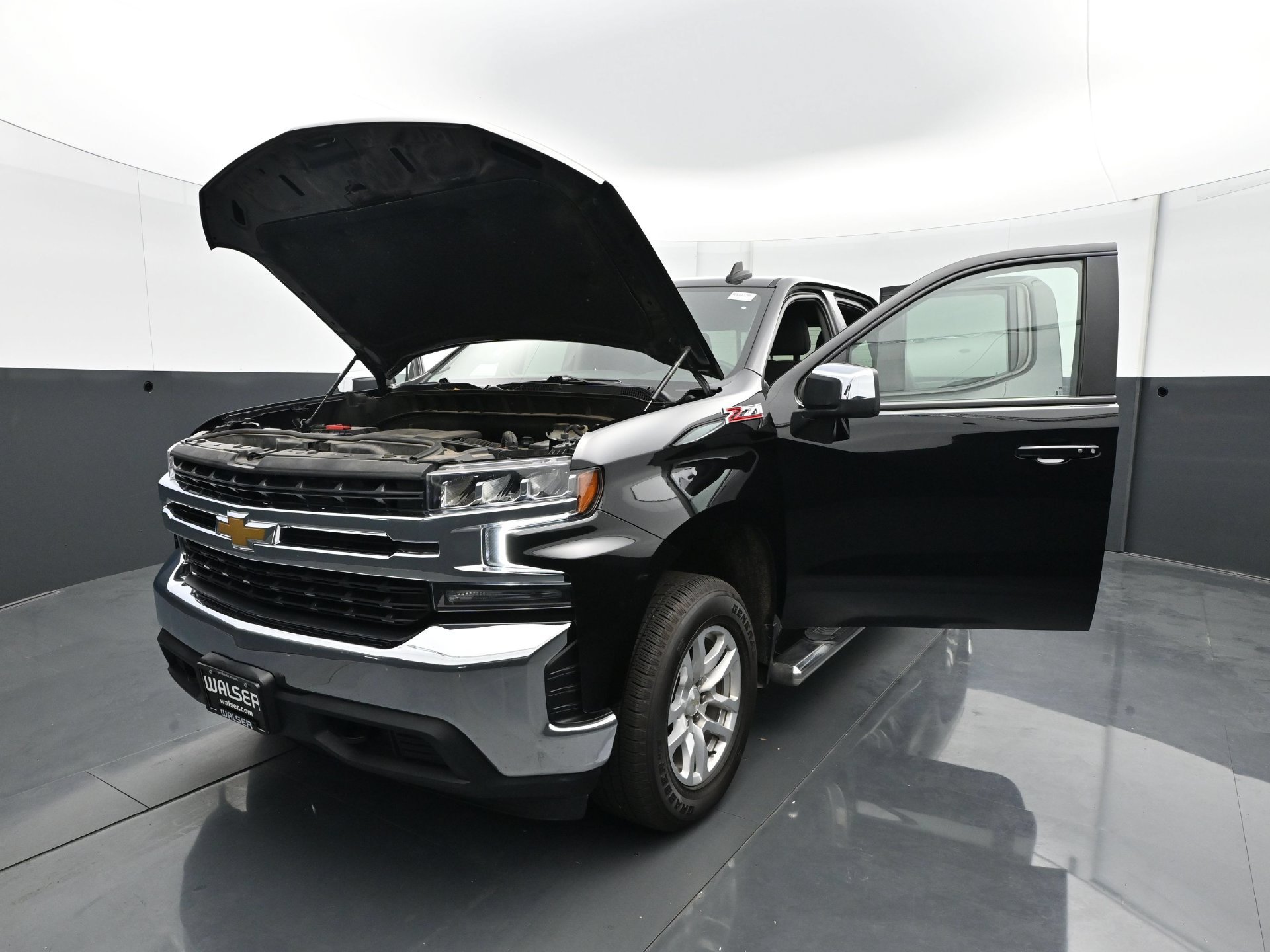 Used 2021 Chevrolet Silverado 1500 LT w/ Z71 Off-Road Package AWD/4WD image 28