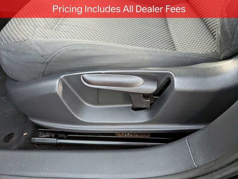 Used 2013 Volkswagen Jetta S FWD image 19
