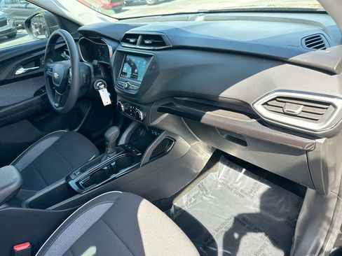 Certified 2023 Chevrolet TrailBlazer LS image 25