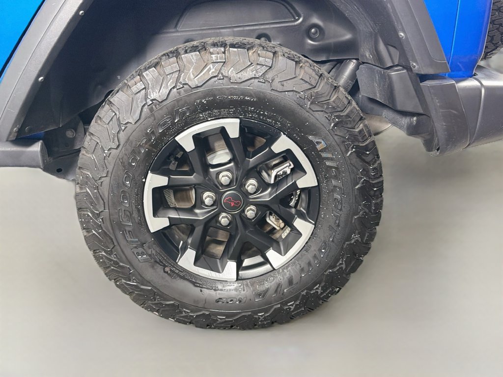 Used 2025 Jeep Wrangler Unlimited Rubicon w/ Convenience Group AWD/4WD image 29