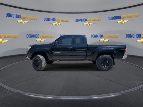 Used 2013 Toyota Tacoma 4x4 Access Cab V6 w/ SR5 Pkg image 8