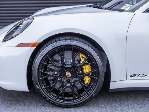 Used 2024 Porsche 911 Carrera GTS RWD image 11
