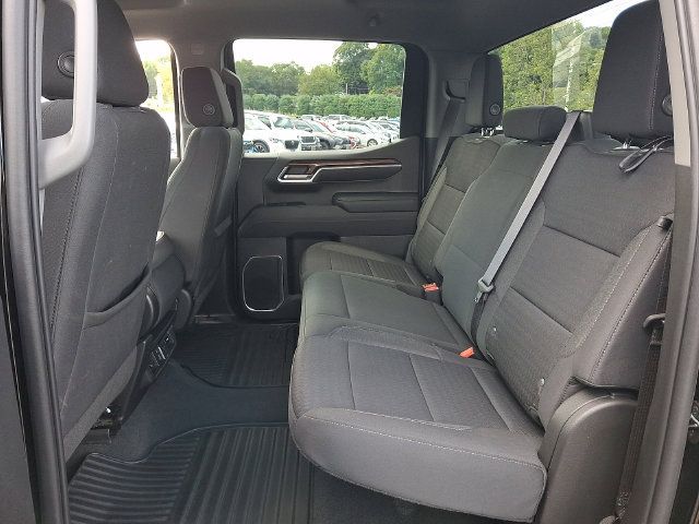Used 2022 Chevrolet Silverado 1500 LT AWD/4WD image 21
