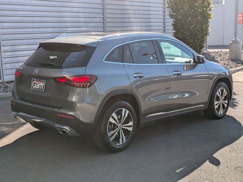 New 2025 Mercedes-Benz GLA 250 4MATIC image 3