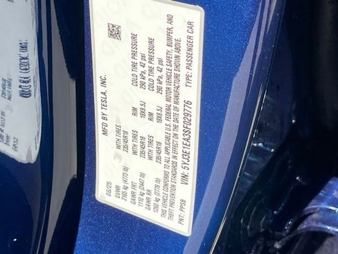 Used 2025 Tesla Model 3 Long Range image 32