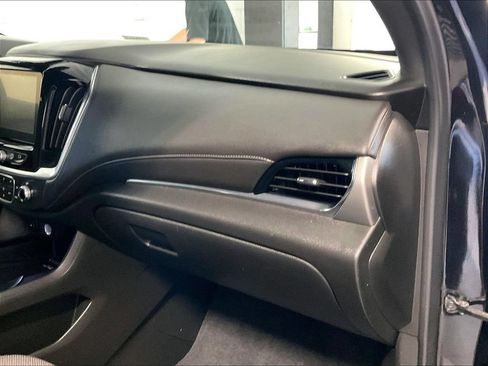 Used 2023 Chevrolet Traverse LT w/ Midnight/Sport Edition AWD/4WD image 13