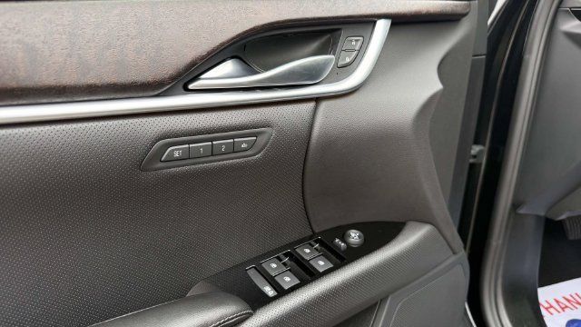 Used 2018 Cadillac XTS Luxury AWD/4WD image 15