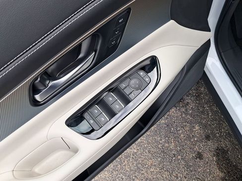New 2025 Nissan Murano SL w/ Cargo Package AWD/4WD image 12