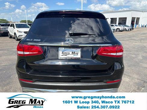 Used 2019 Mercedes-Benz GLC 300 image 4
