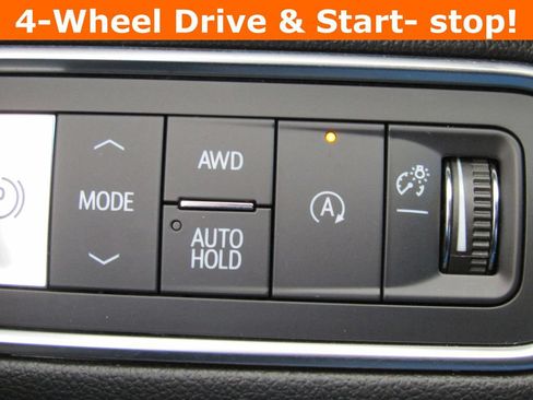 Used 2025 Buick Enclave Preferred AWD/4WD image 9