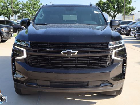 Used 2024 Chevrolet Tahoe RST w/ Luxury Package RWD image 9