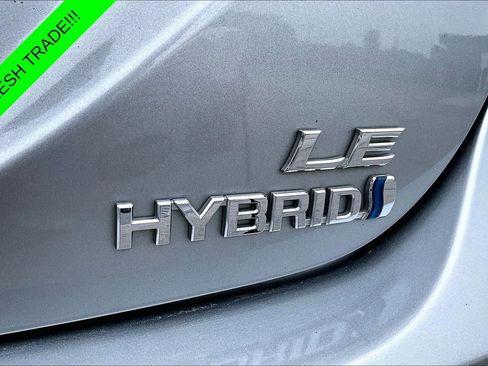 Used 2020 Toyota Camry LE w/ Fleet Convenience Package FWD image 24