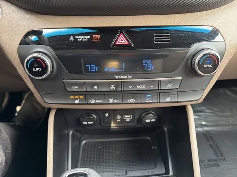 Used 2019 Hyundai Tucson Sport image 27