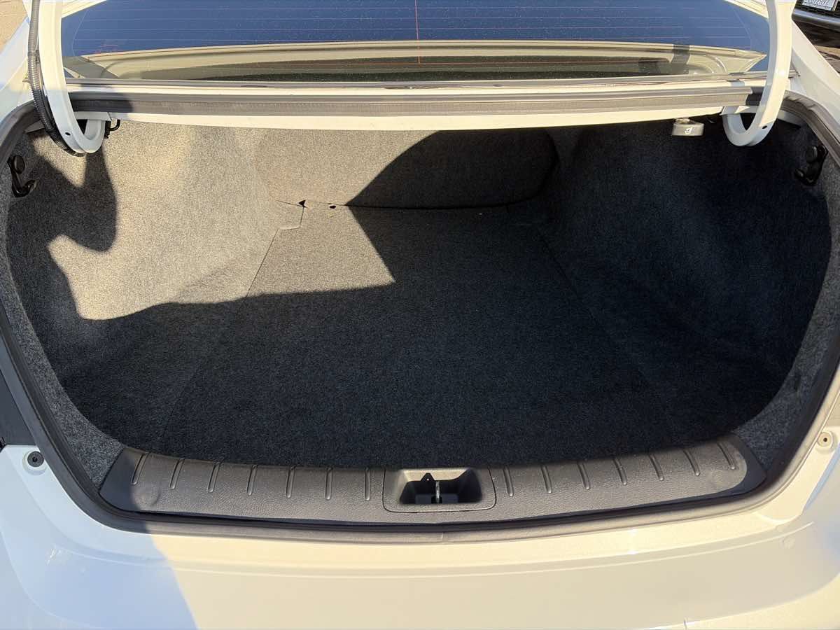 Used 2015 Honda Accord EX-L image 15