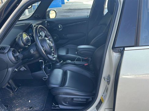 Used 2019 MINI Cooper S FWD image 15