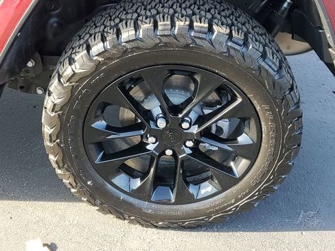 Used 2021 Jeep Wrangler Unlimited Sahara w/ Cold Weather Group image 5