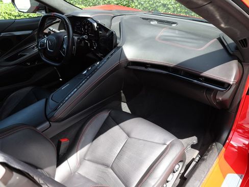 Used 2023 Chevrolet Corvette Stingray Premium Cpe w/ Z51 Performance Package RWD image 18