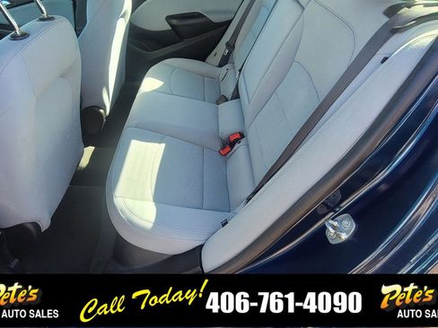 Used 2019 Chevrolet Cruze LT w/ Convenience Package image 12