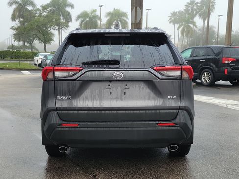 Used 2024 Toyota RAV4 XLE image 5