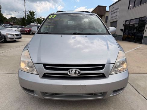 Used 2007 Kia Sedona LX FWD image 19