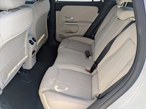 New 2026 Mercedes-Benz GLA 250 image 15