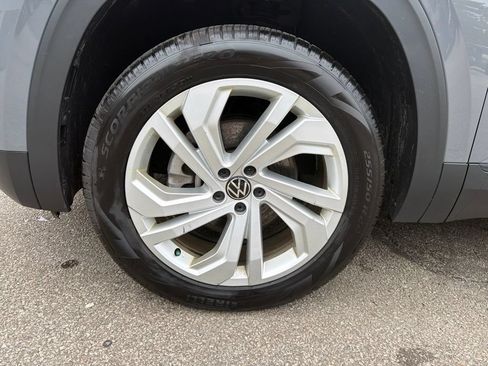 Used 2021 Volkswagen Atlas Cross Sport SEL AWD/4WD image 12