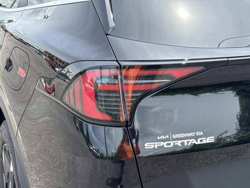 New 2026 Kia Sportage LX AWD/4WD image 30