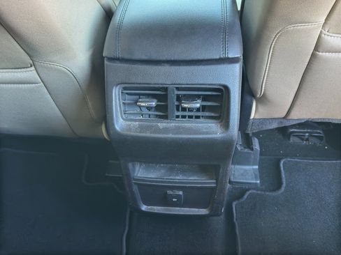 Used 2015 Ford Edge SEL w/ Cargo Accessory Package image 28