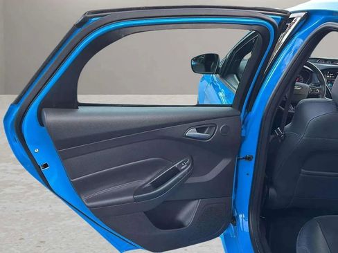 Used 2017 Ford Focus RS image 16