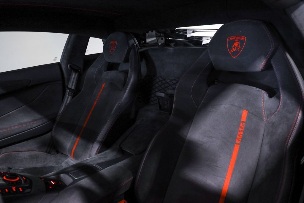 Used 2016 Lamborghini Aventador LP 700-4 AWD/4WD image 37