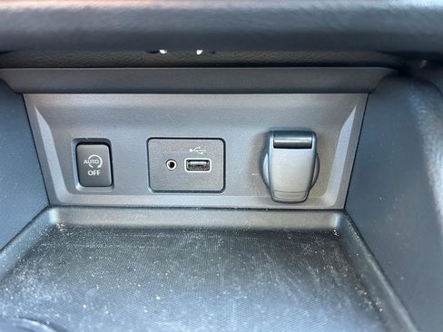 Certified 2025 Nissan Sentra S image 35