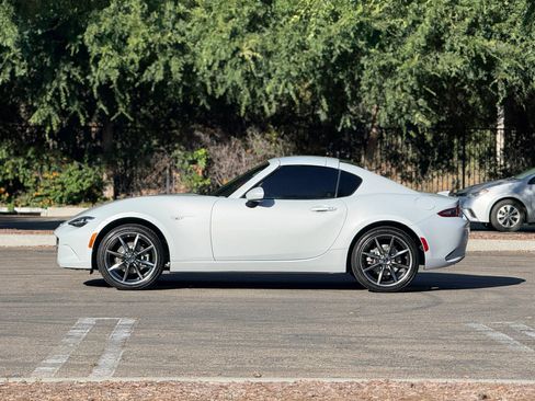Used 2018 MAZDA MX-5 Miata RF Grand Touring RWD image 2