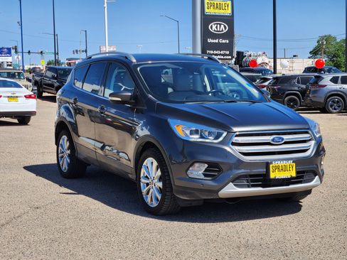 Used 2018 Ford Escape Titanium w/ Ford Safe & Smart Package AWD/4WD image 5