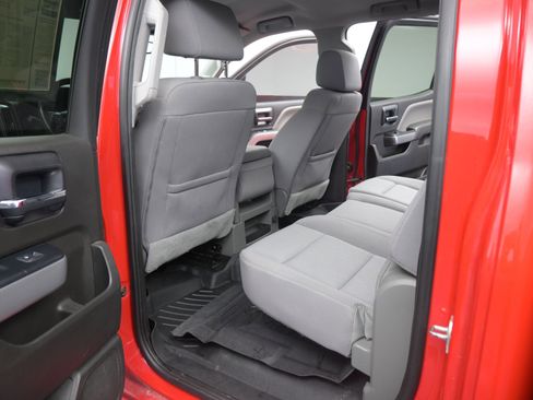 Used 2018 Chevrolet Silverado 1500 LT w/ All Star Edition image 15