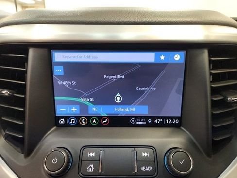 Used 2023 GMC Acadia SLE w/ Driver Convenience Package AWD/4WD image 16