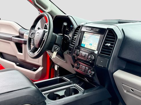 Used 2017 Ford F150 XL w/ Equipment Group 101A Mid image 5