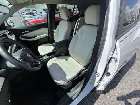 Certified 2024 Buick Encore GX Preferred w/ Advanced Technology Package FWD image 15