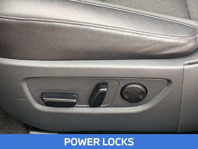 Used 2025 MAZDA CX-50 AWD 2.5 S w/ Preferred Package image 15