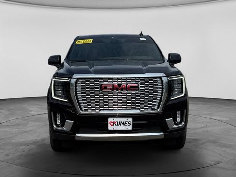 Used 2022 GMC Yukon XL Denali AWD/4WD image 2