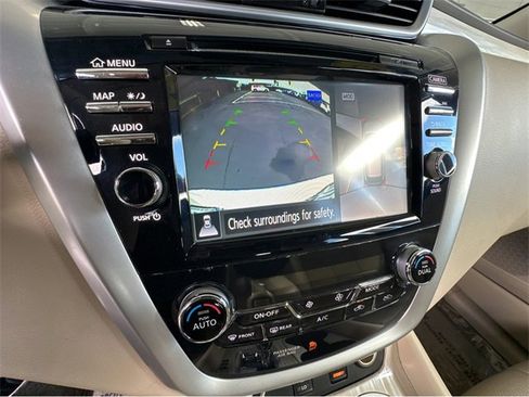 Used 2015 Nissan Murano SL image 10