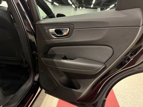 Used 2020 Volvo XC60 T5 R-Design w/ Protection Package Premier FWD image 29