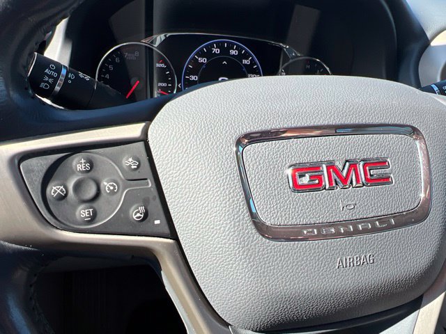 Used 2021 GMC Acadia Denali w/ Denali Ultimate Package AWD/4WD image 29